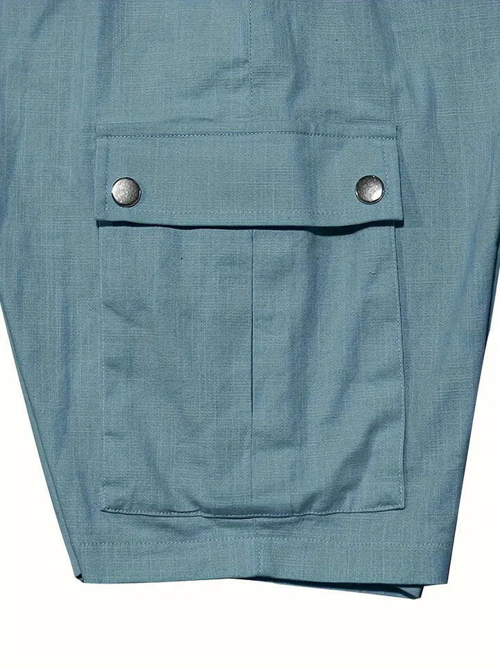 Męskie lniane szorty cargo z praktycznym ściągaczem zapewniającym wygodę i styl.