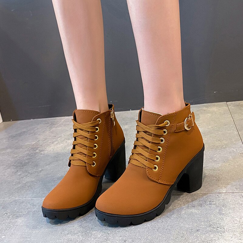 Eleganckie i stylowe buty damskie