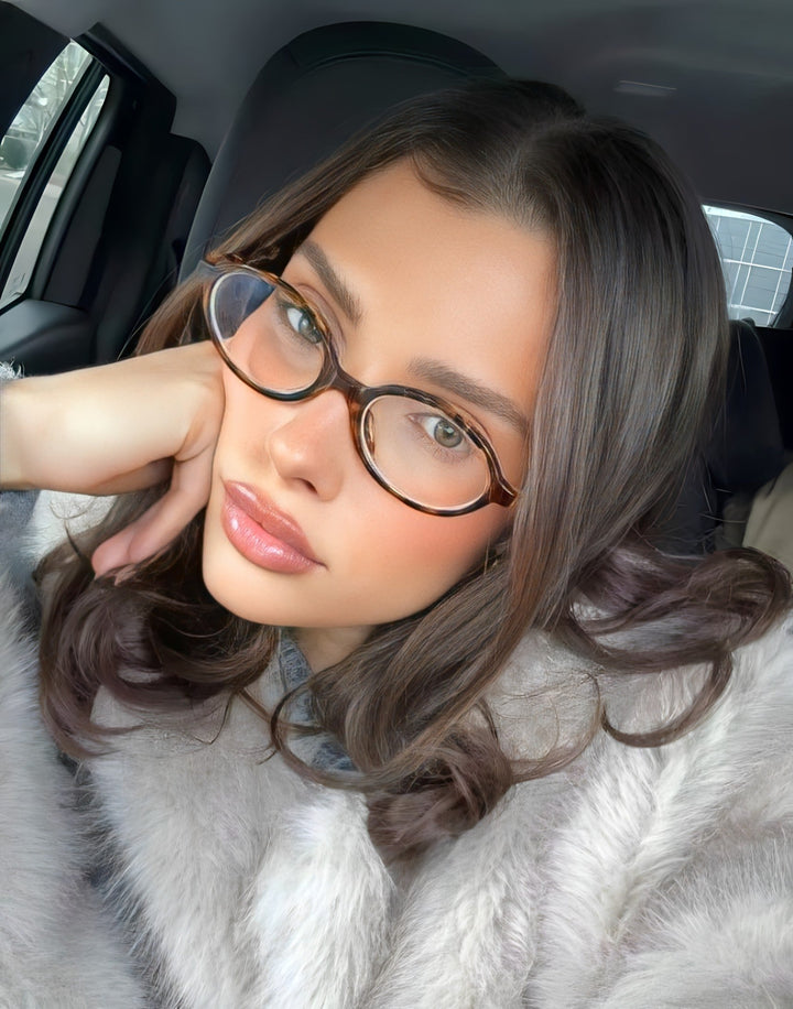 Danya Ovale Fashion Zonnebril zonder Sterkte voor Stijl en Bescherming