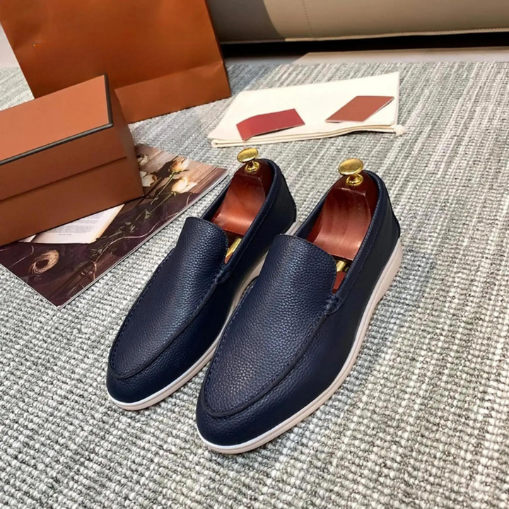 Stylowe loafersy męskie wykonane z wysokiej jakości skóry, zapewniające elegancki wygląd