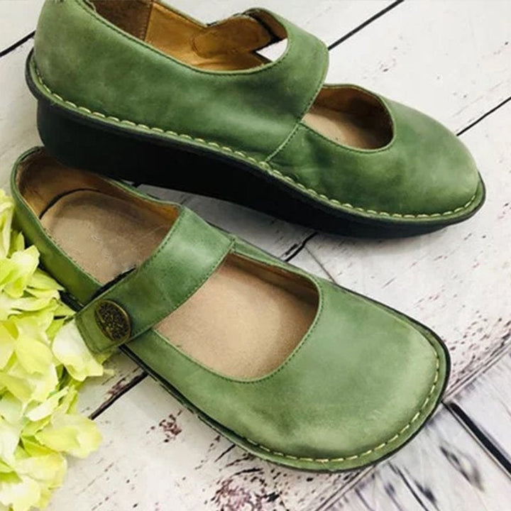 Stylowe buty damskie z eleganckimi zdobieniami na każdą okazję