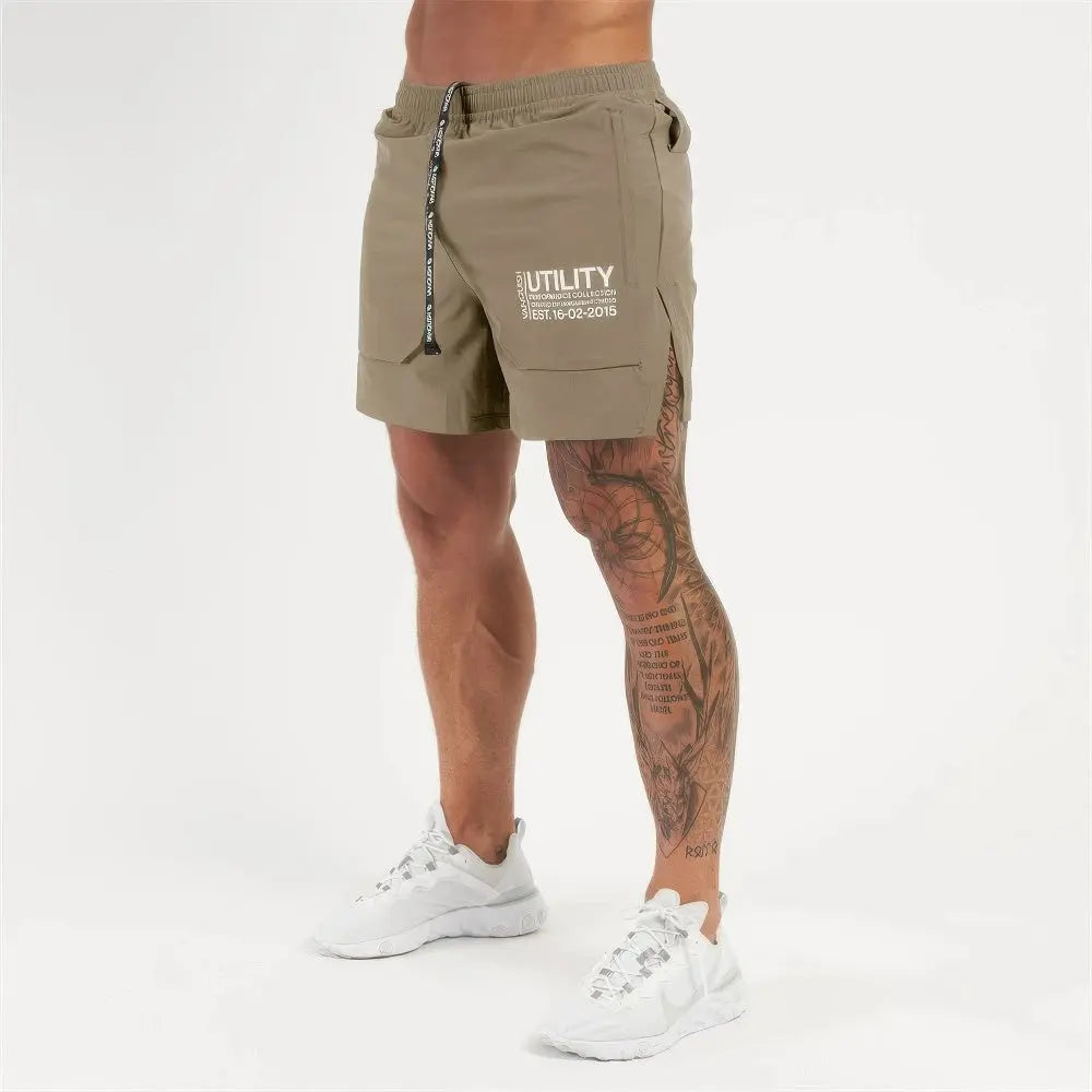 Męskie spodnie do biegania w kolorze khaki, zapewniające wygodę i styl.