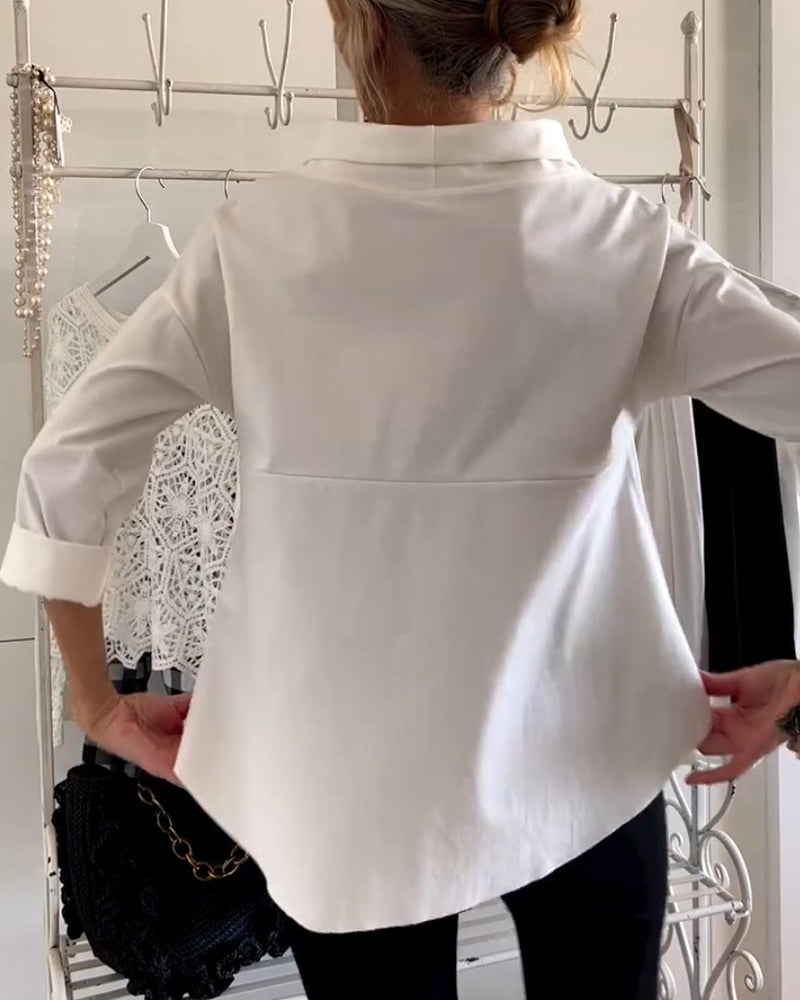Stylowy damski top z eleganckim wysokim kołnierzem