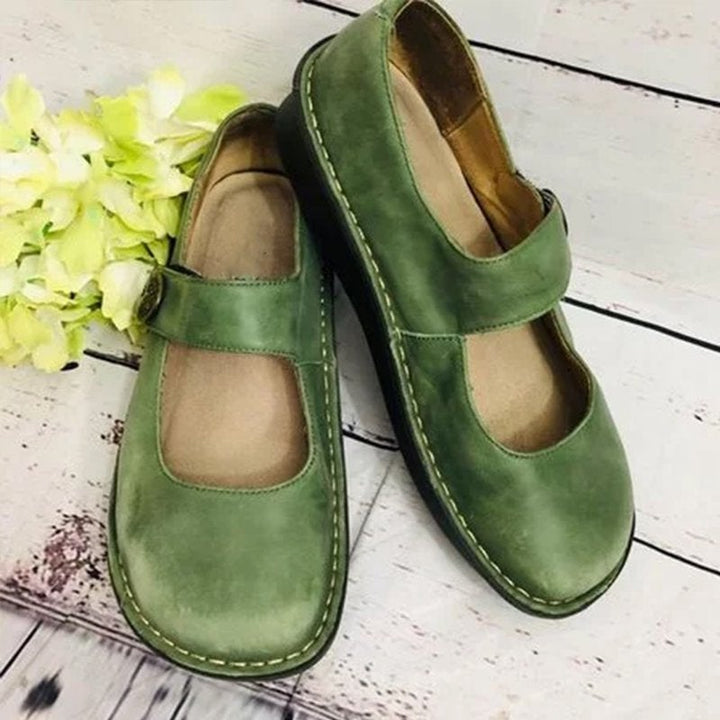 Stylowe buty damskie z eleganckimi zdobieniami na każdą okazję