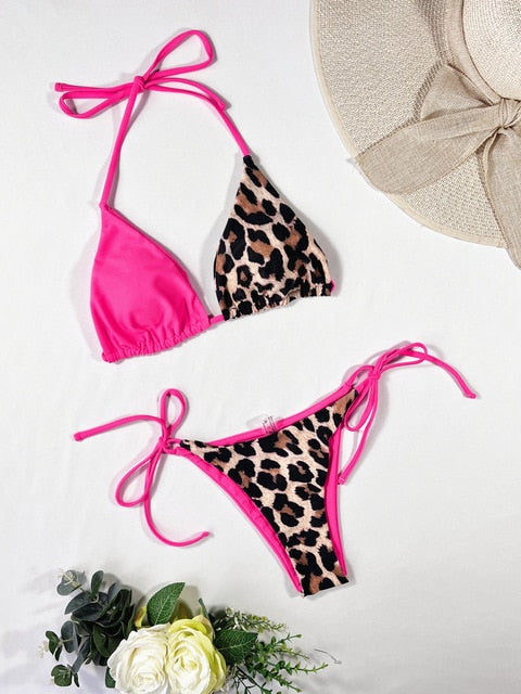 Risa | Trendy Triangel Bikini met Stijlvolle Luipaardprint en Contrasterende Cups