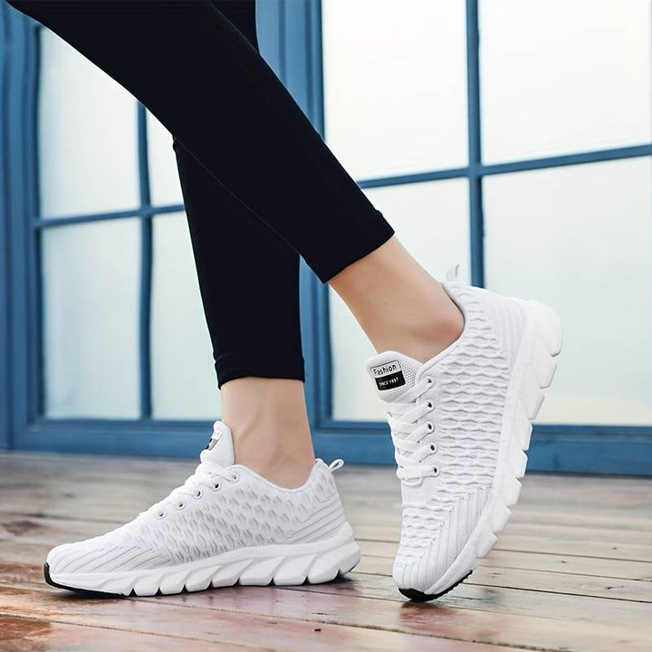 Wygodne damskie buty sportowe z miękką pianką z pamięcią kształtu zapewniającą idealne dopasowanie