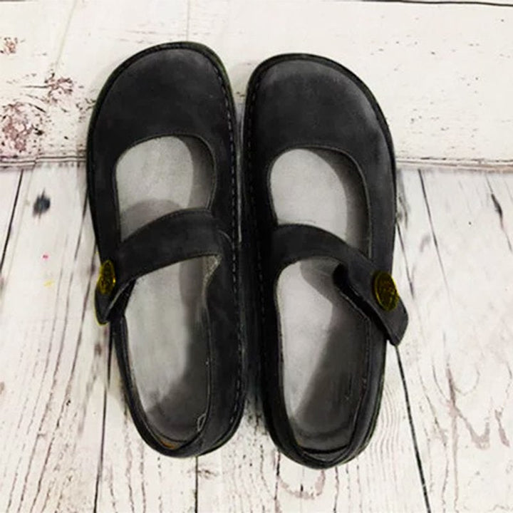 Stylowe buty damskie z eleganckimi zdobieniami na każdą okazję