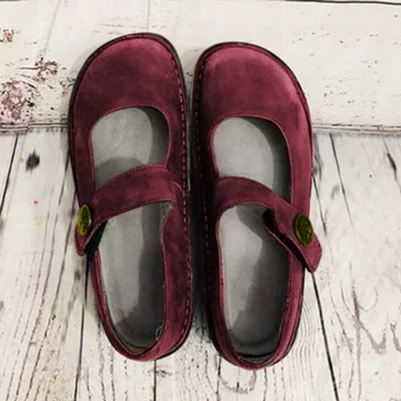 Stylowe buty damskie z eleganckimi zdobieniami na każdą okazję