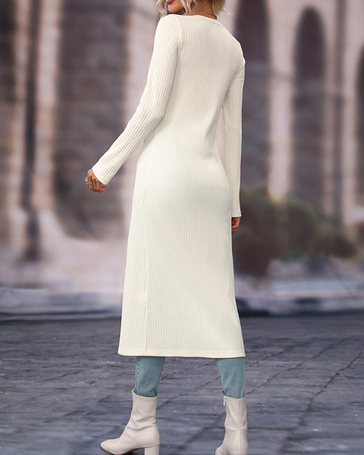 Elegancki długi kardigan z guzikami dla kobiet - idealny do stylowych jesiennych i zimowych stylizacji