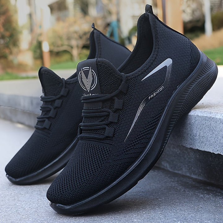 Wygodne czarne męskie buty wsuwane z ergonomiczną podeszwą