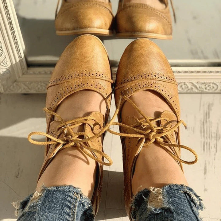 Buty z długim cholewką FLEUR: elegancja i wyrafinowanie na każdą okazję