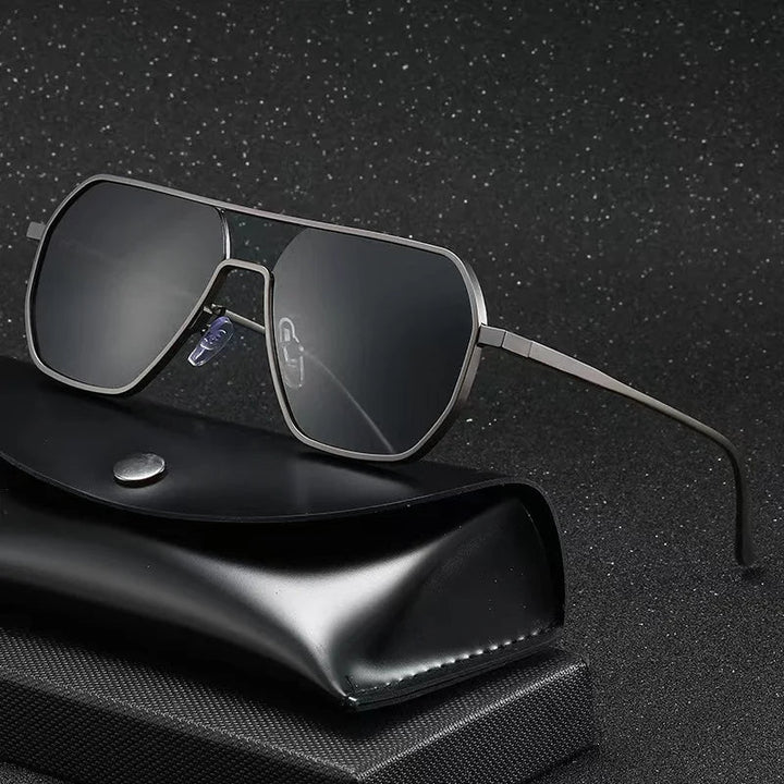 Eleganckie, wysokiej jakości męskie okulary aviator wykonane ze stali nierdzewnej zapewniają stylowy wygląd.