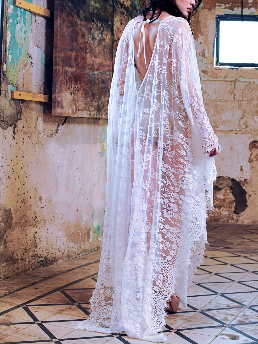 Danilla | Elegante Transparante Kant Kimono voor een Stijlvolle Strandlook