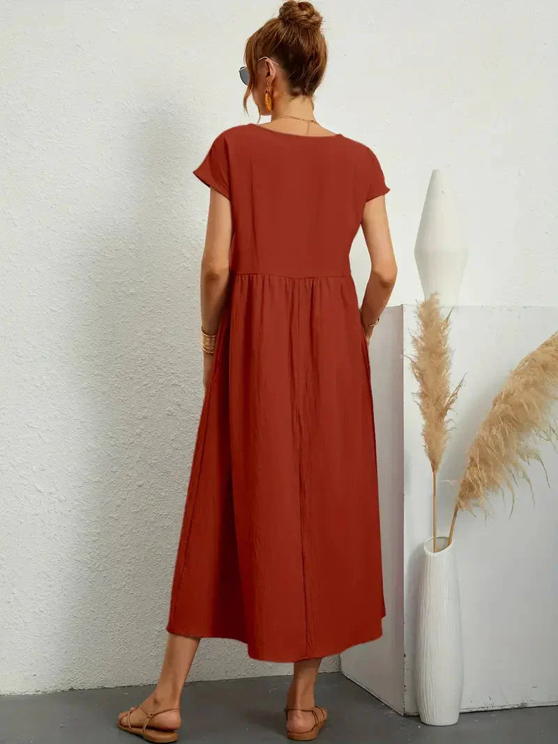 Elegancka długa sukienka damska zapewniająca stylowy wygląd