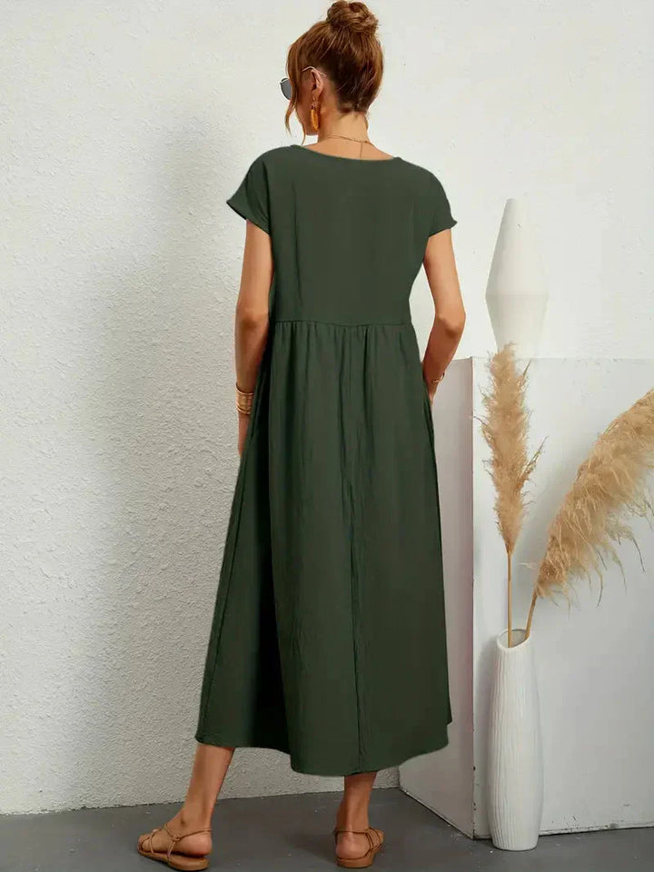 Elegancka długa sukienka damska zapewniająca stylowy wygląd