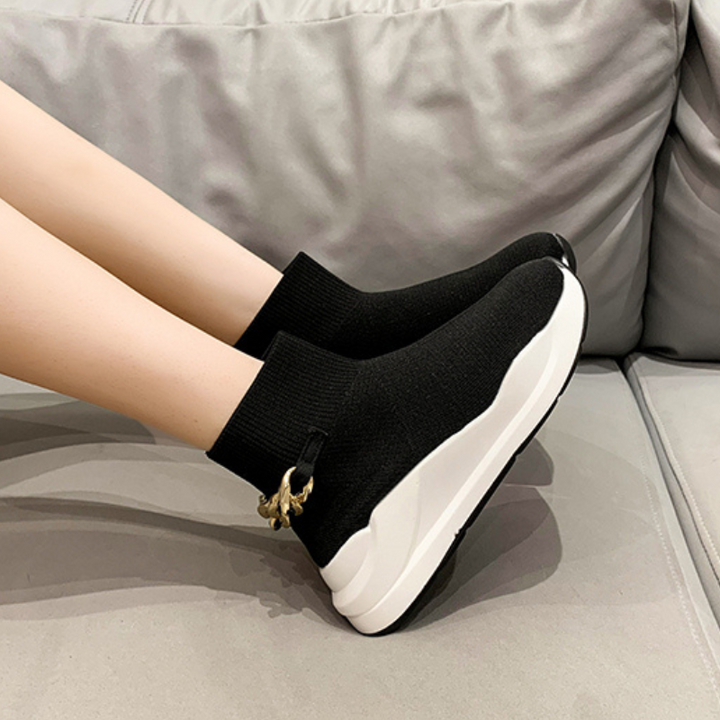 Eleganckie i wygodne buty damskie na każdą okazję