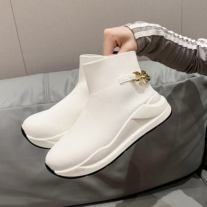 Eleganckie i wygodne buty damskie na każdą okazję