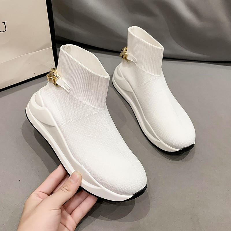 Eleganckie i wygodne buty damskie na każdą okazję