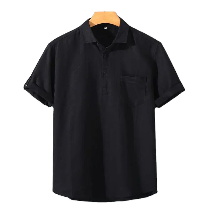 Elegancka koszulka polo dla mężczyzn wykonana z wysokiej jakości lnu zapewnia stylowy komfort.