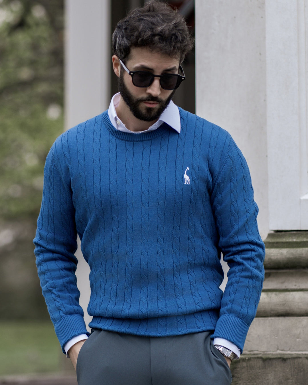 Męski sweter z bawełnianej dzianiny o ponadczasowym stylu