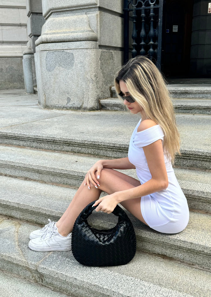 Vaida | Elegancka torba z czarnego materiału zapewniająca stylowy wygląd