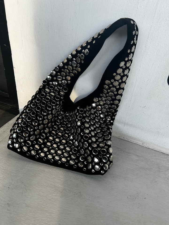 Jahedah | Szykowna torba na ramię z ćwiekami dla modnego wyglądu