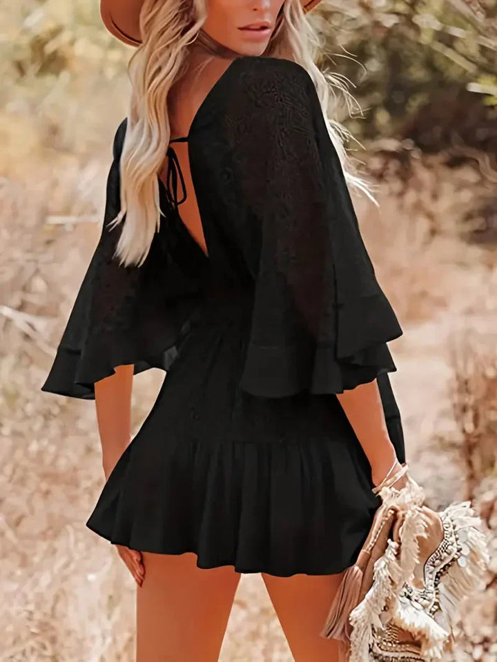 Szykowna i modna mini sukienka boho dla kobiet zapewniająca stylowy wygląd