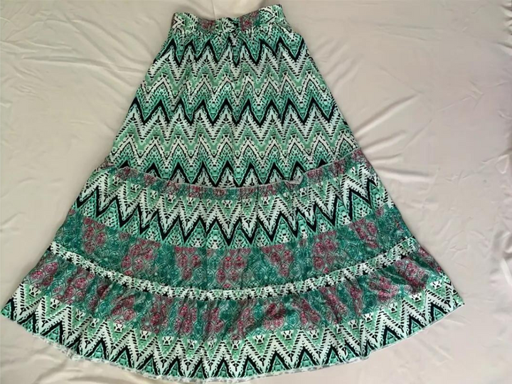 Elegancka damska spódnica maxi na stylowe okazje