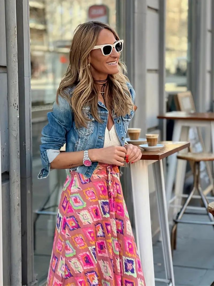 Elegancka damska spódnica maxi na stylowe okazje