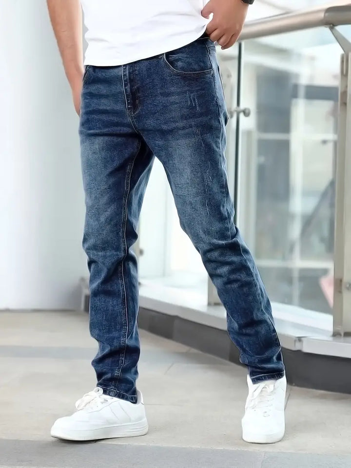 Nowoczesne jeansy męskie - wygodny styl na każdą okazję