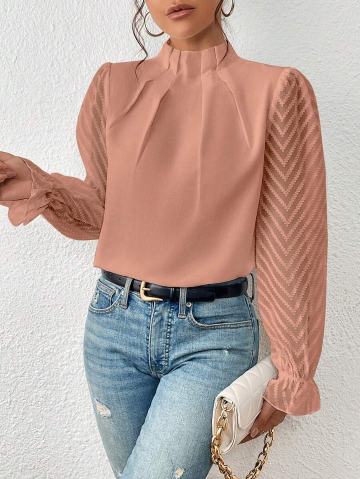 Elegancki damski top ze stylowym wzorem