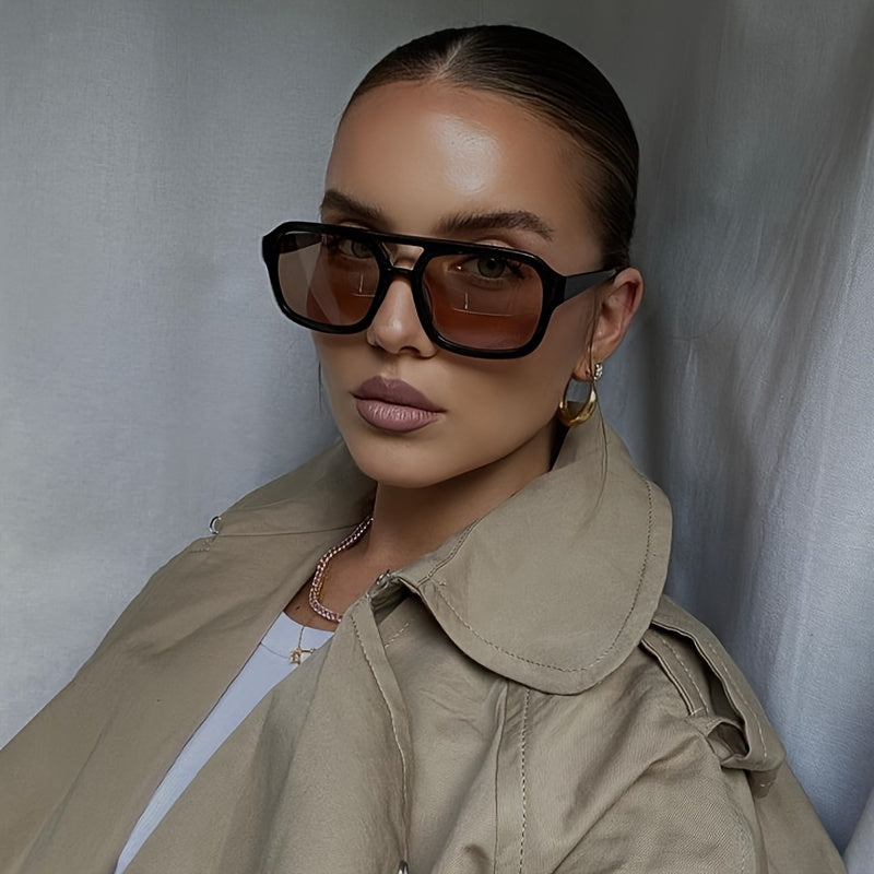 Morena | Fuореуnte Zonnebril met Geometrisch Montuur for een Stijlvolle Look