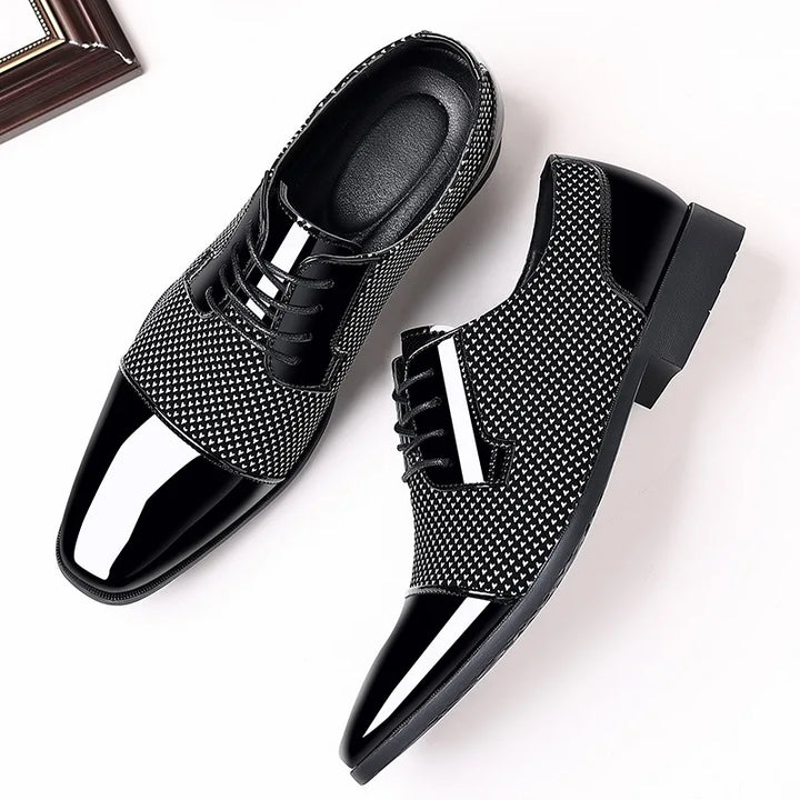 Stylowe skórzane buty męskie z błyszczącymi kryształkami