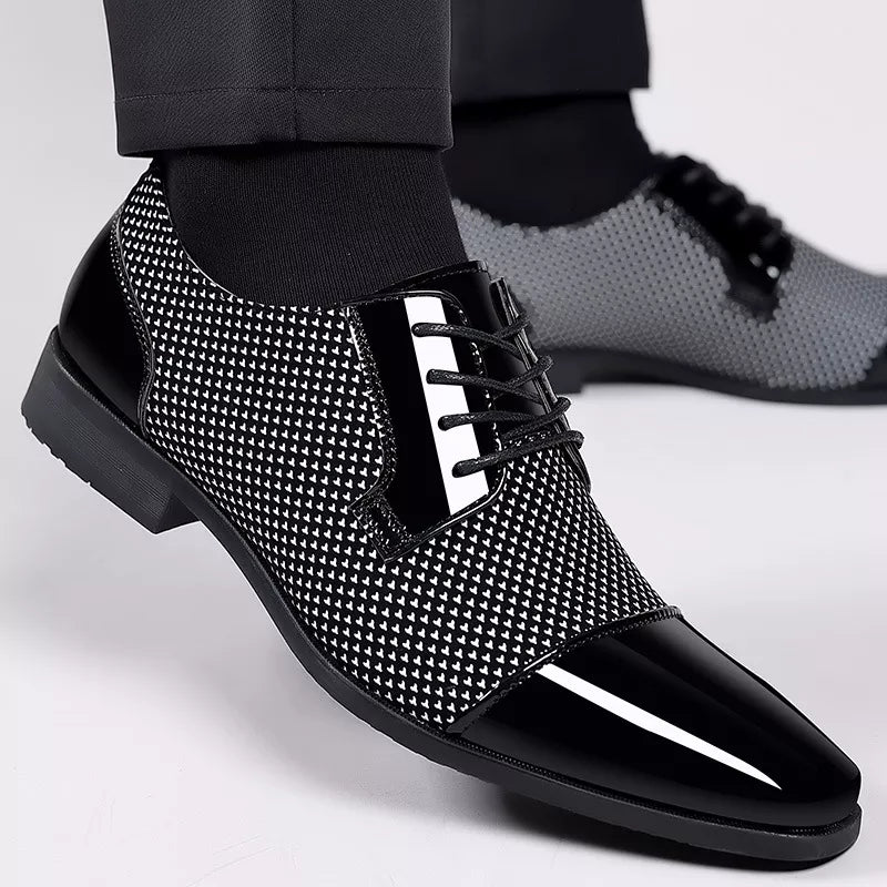 Stylowe skórzane buty męskie z błyszczącymi kryształkami