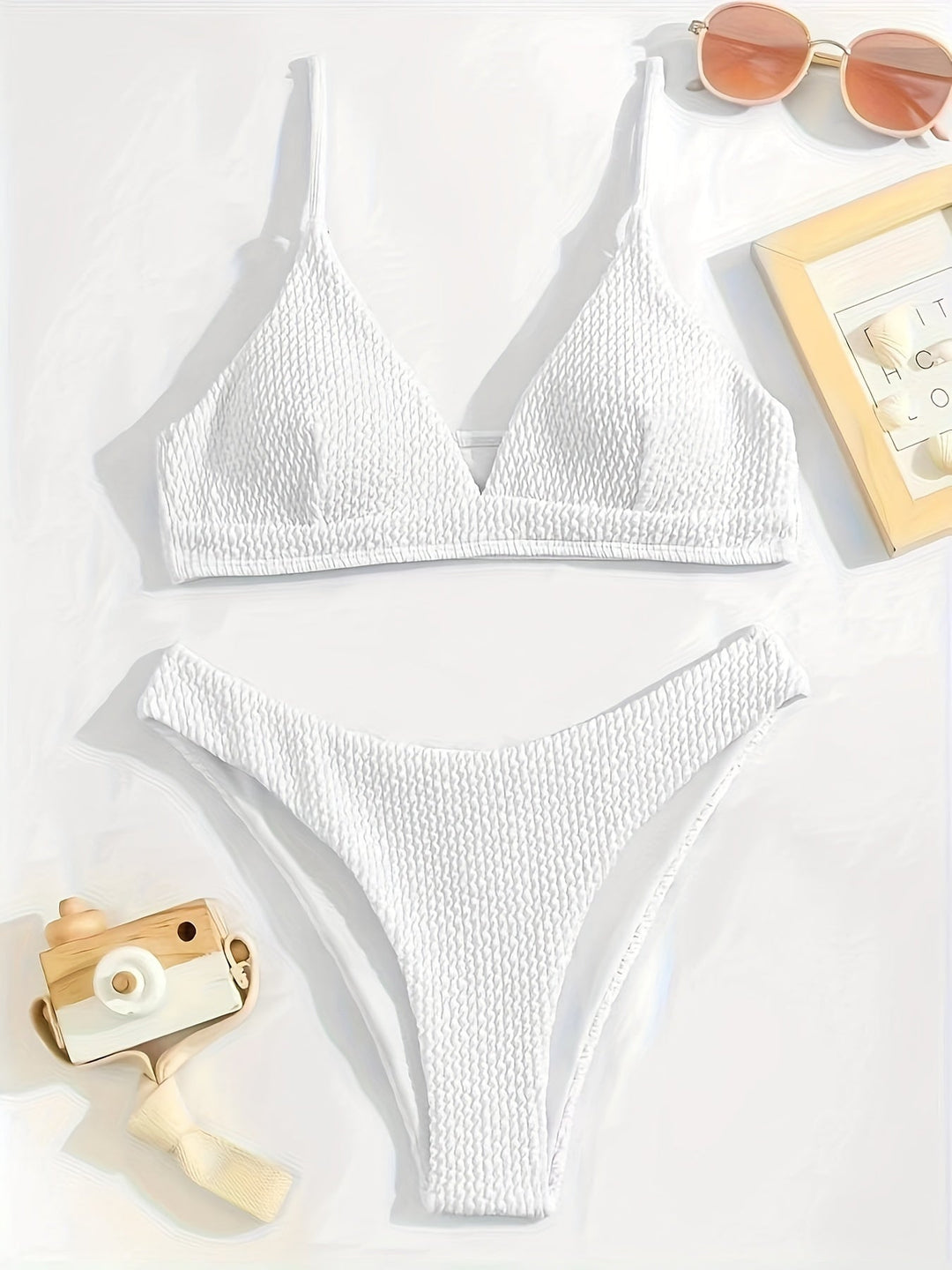 Mariessa | Elegantes Minimalistisches Bikiniset mit Textur und Triangel-Top für stilvollen Strandlook