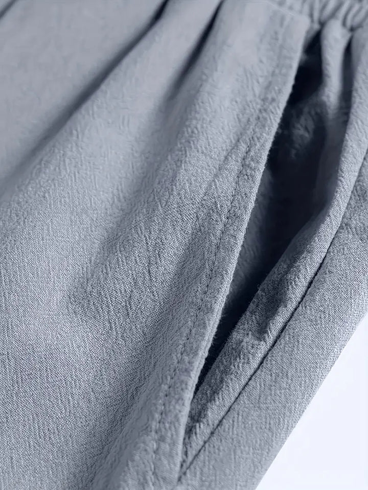 Wygodne męskie szorty letnie ze sznurkiem ściągającym i przyjemnie miękką fakturą